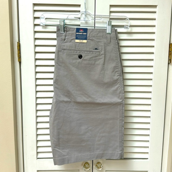 Faherty Movement Short 9” Inseam - Picture 1 of 3